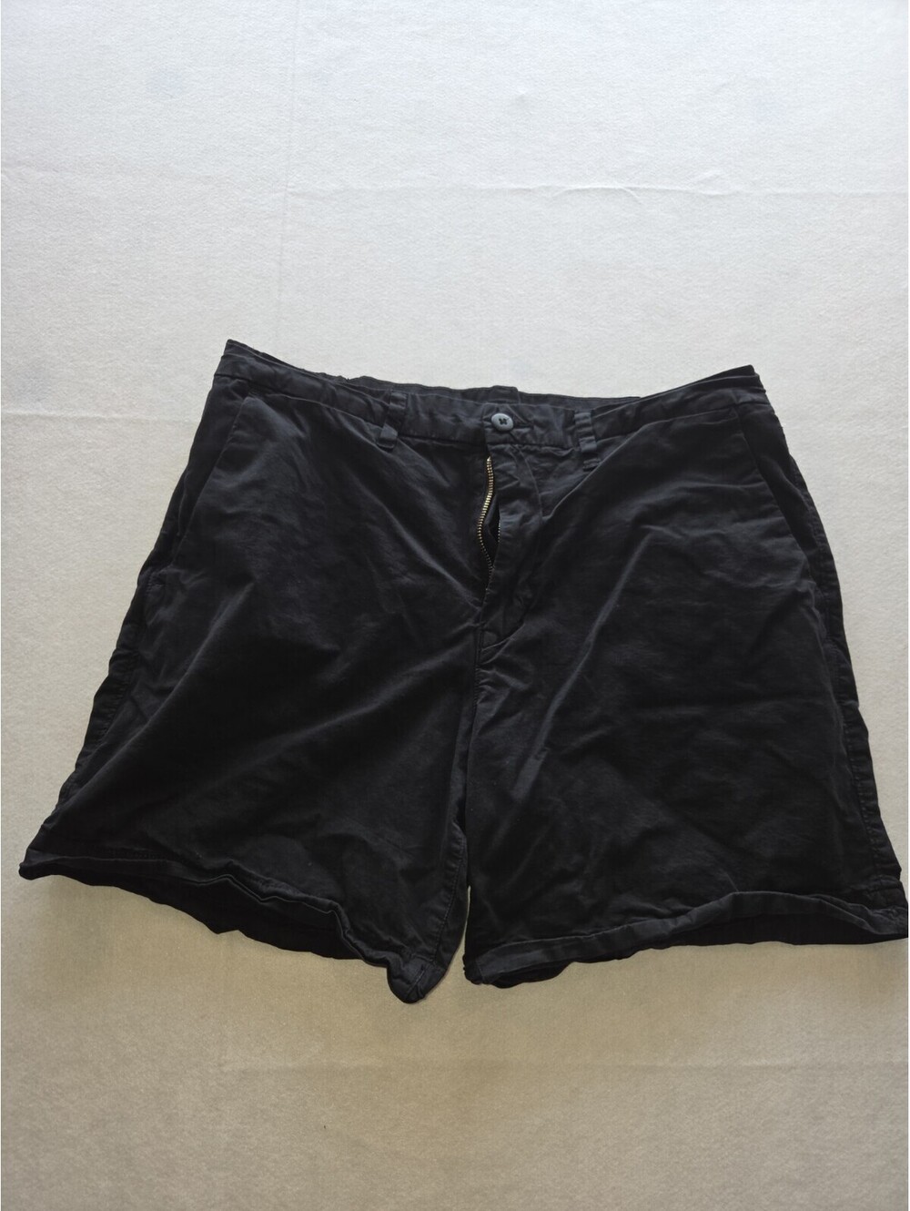 American Eagle Black flex shorts - Size 31 CB2 0026